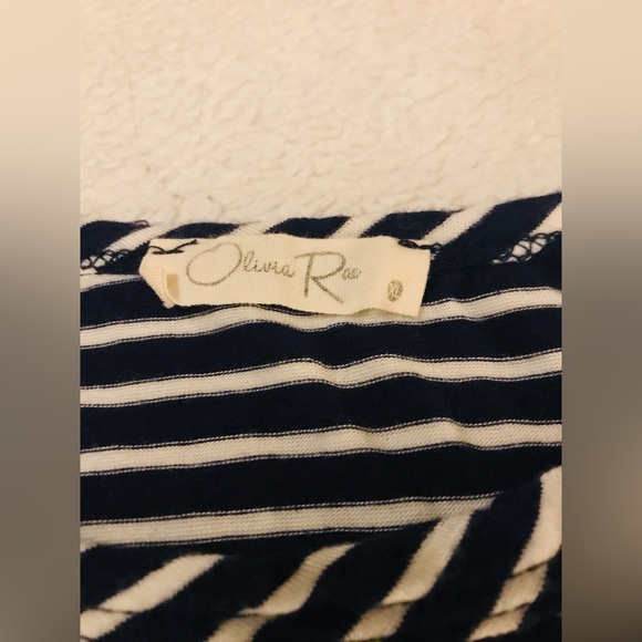 Shirt - Picture 2 of 3